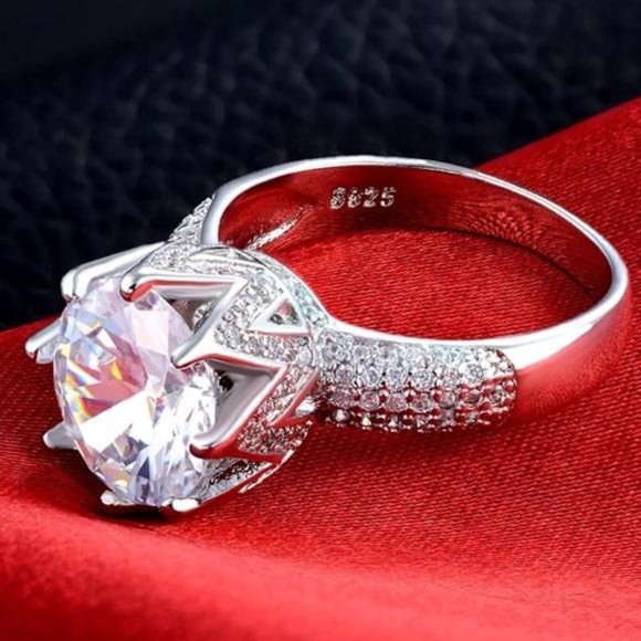 Jewelry - QUEEN CROWN 925 STERLING SILVER DIAMOND RING